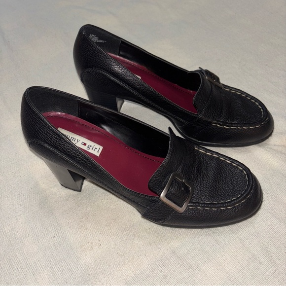 Tommy Girl Black Leather‎ Buckle Toe loafers Heels Size 7.5M Clueless Preppy - Picture 1 of 9